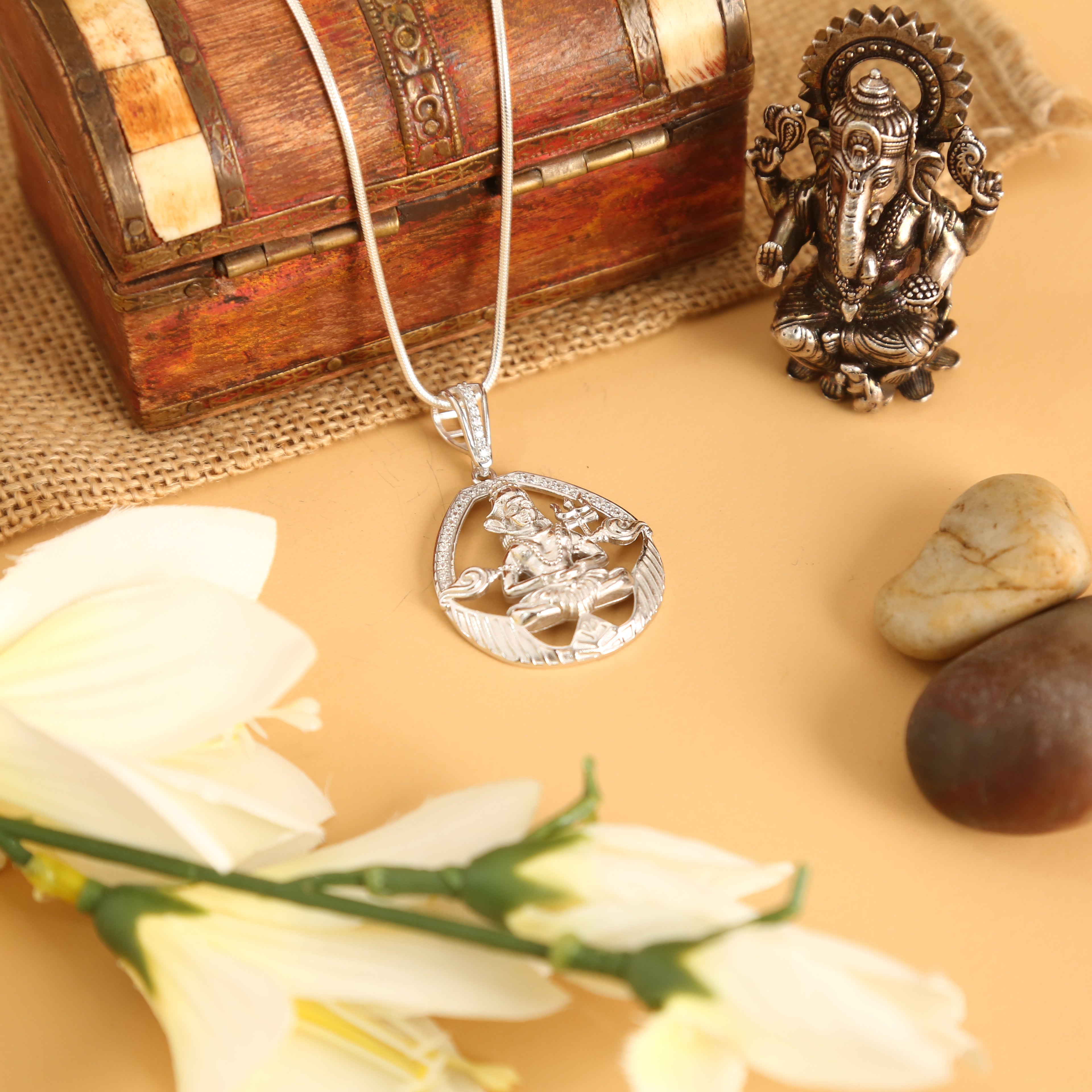 Om Shivlinga pure Silver Pendent