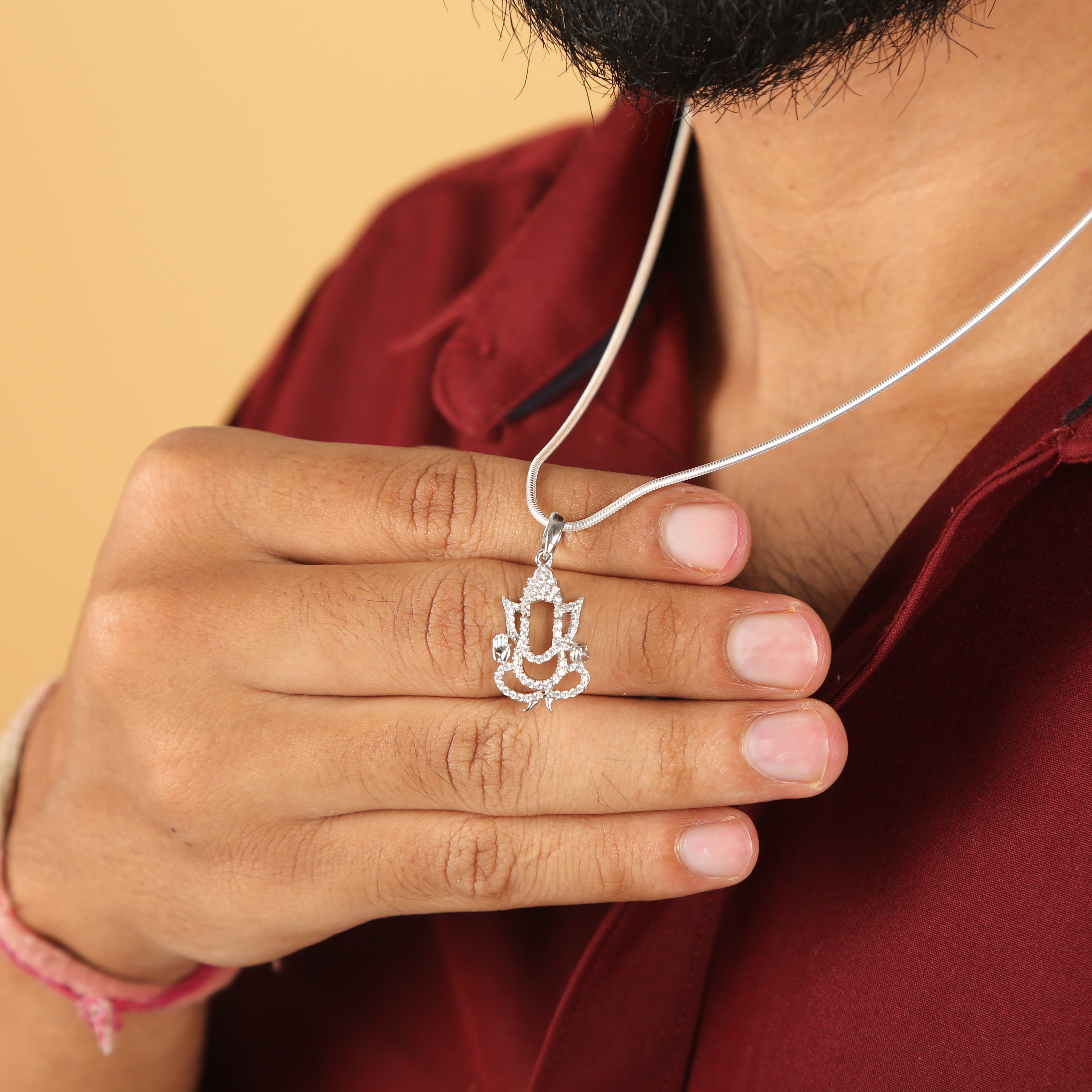 Divine Reflection: Silver Ganesha Pendant