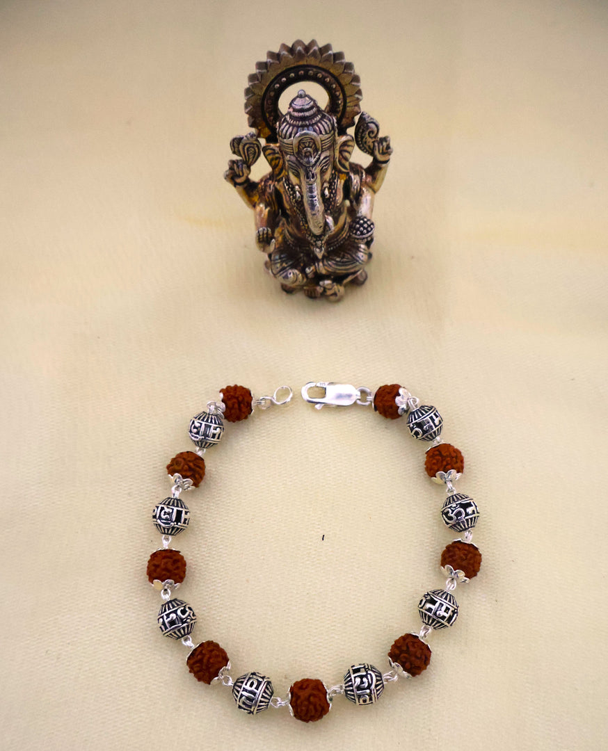 Rudraksha Silver Bracelet: Craftsman special edition